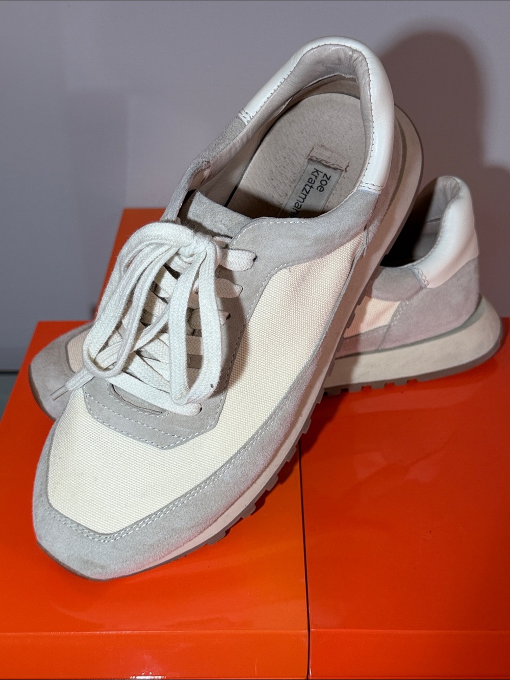 Zoe Kratzmann Women's Cream & Light Gray Retro Runner Sneakers